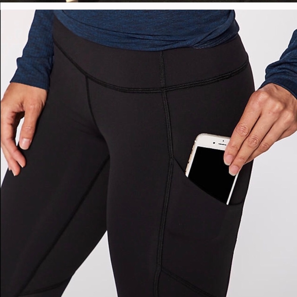 Lululemon Speed Up Crops Luxtreme Material